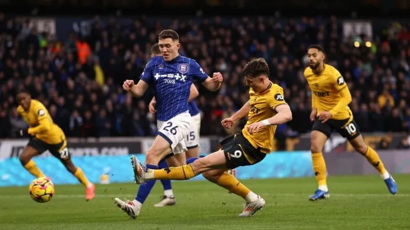 Soi kèo nhà cái Ipswich vs Wolverhampton - 05/04/2025 - Ngoại hạng Anh 3 Dự đoán kết quả Ipswich vs Wolverhampton